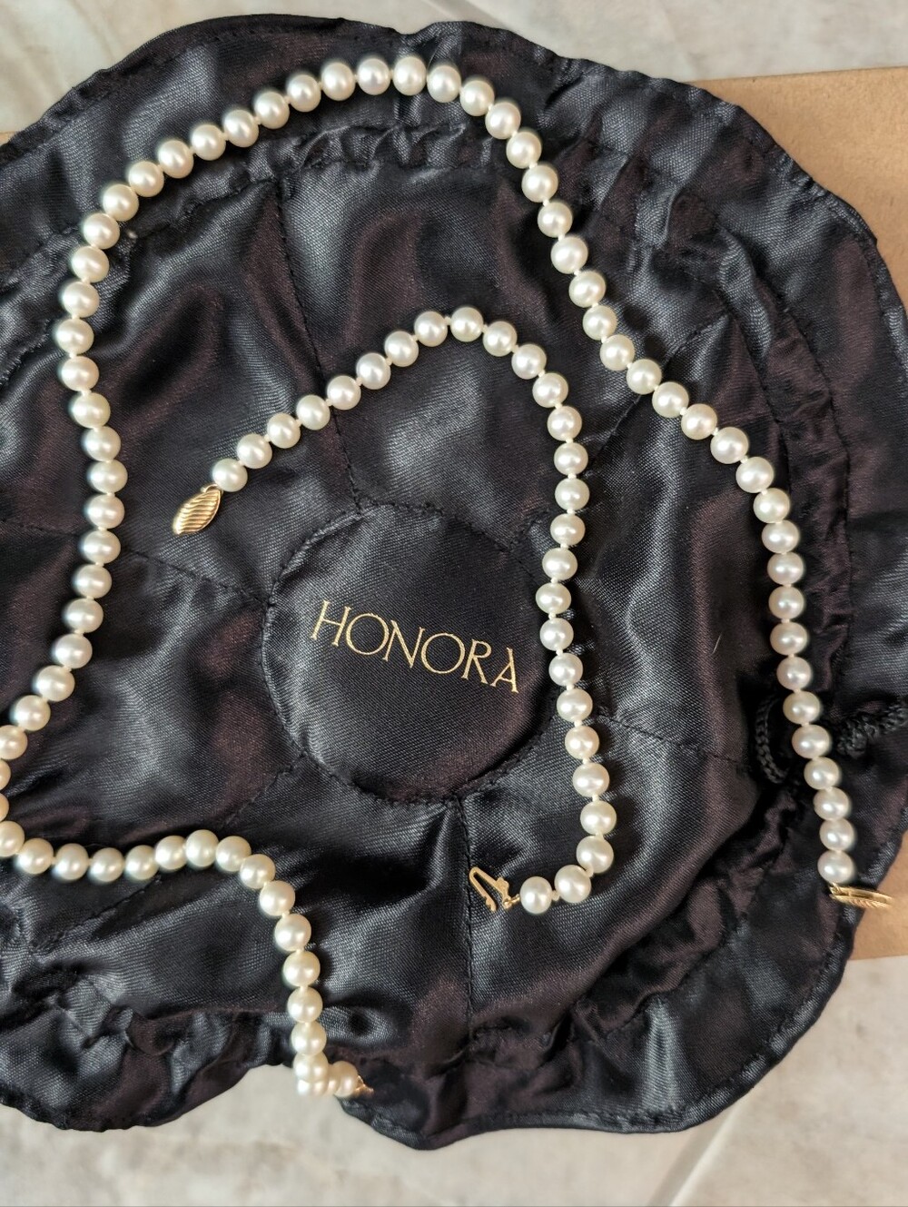 Fresh Water Pearl necklace and bracelet set